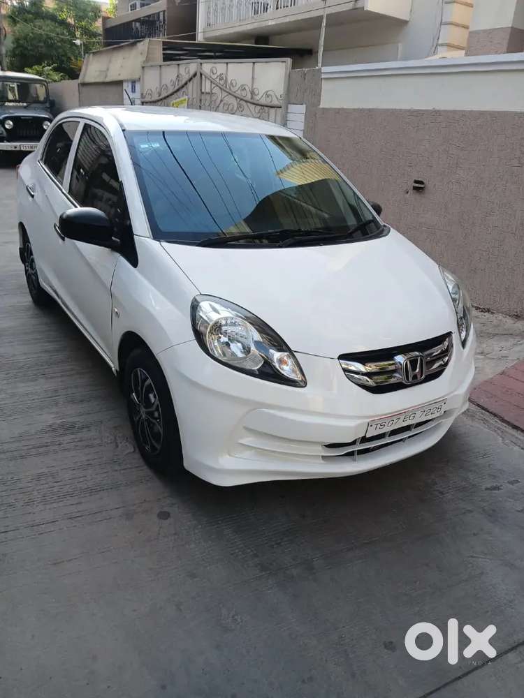 Honda Amaze 2015 Petrol In Excellent Condition
