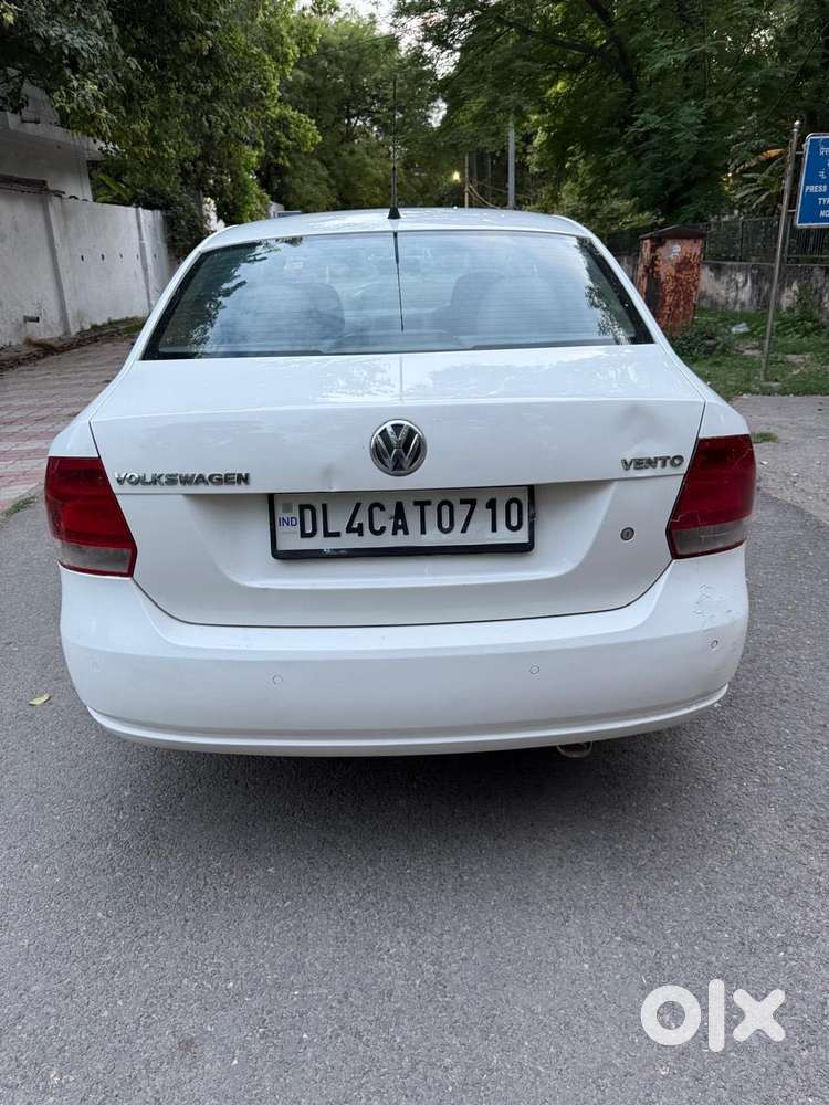 Volkswagen Vento 1.6 Trendline, 2013, Petrol
