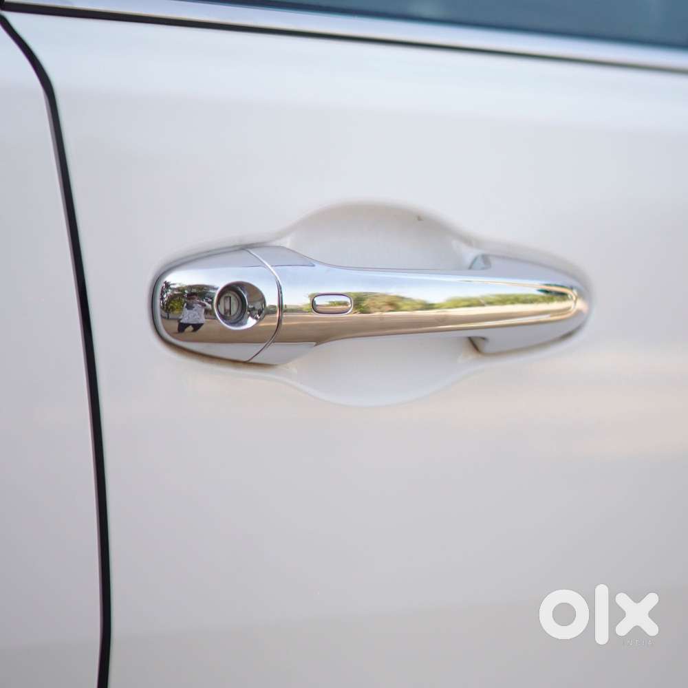 Toyota Innova Crysta 2.4 Z 7 Str, 2025, Diesel