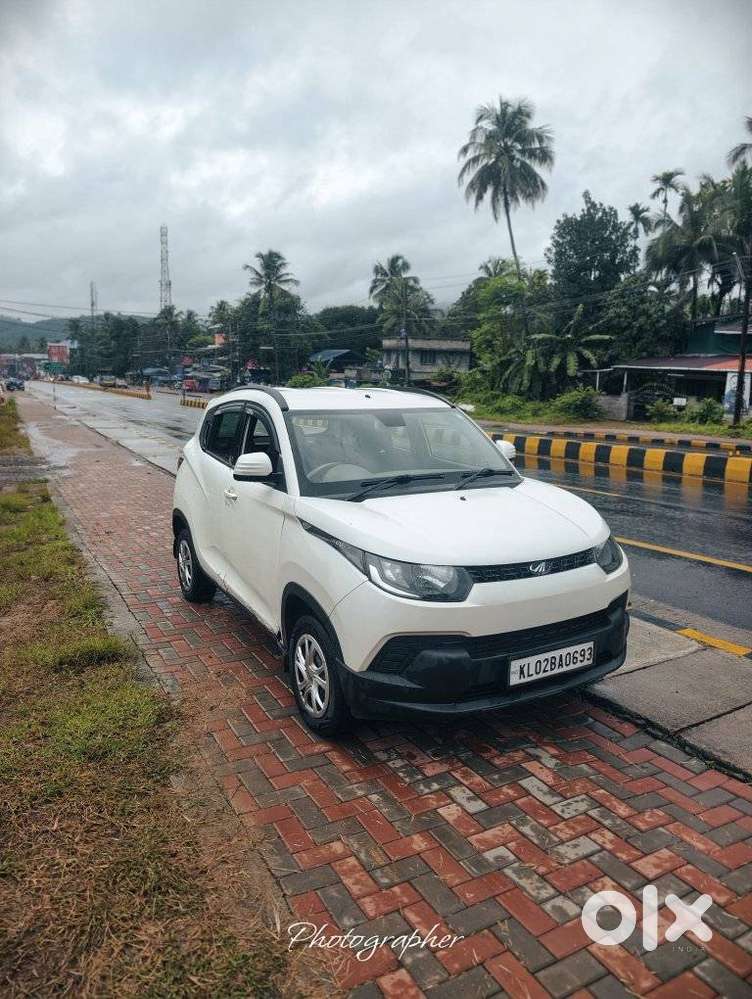 Mahindra Kuv 100, 2017, Petrol