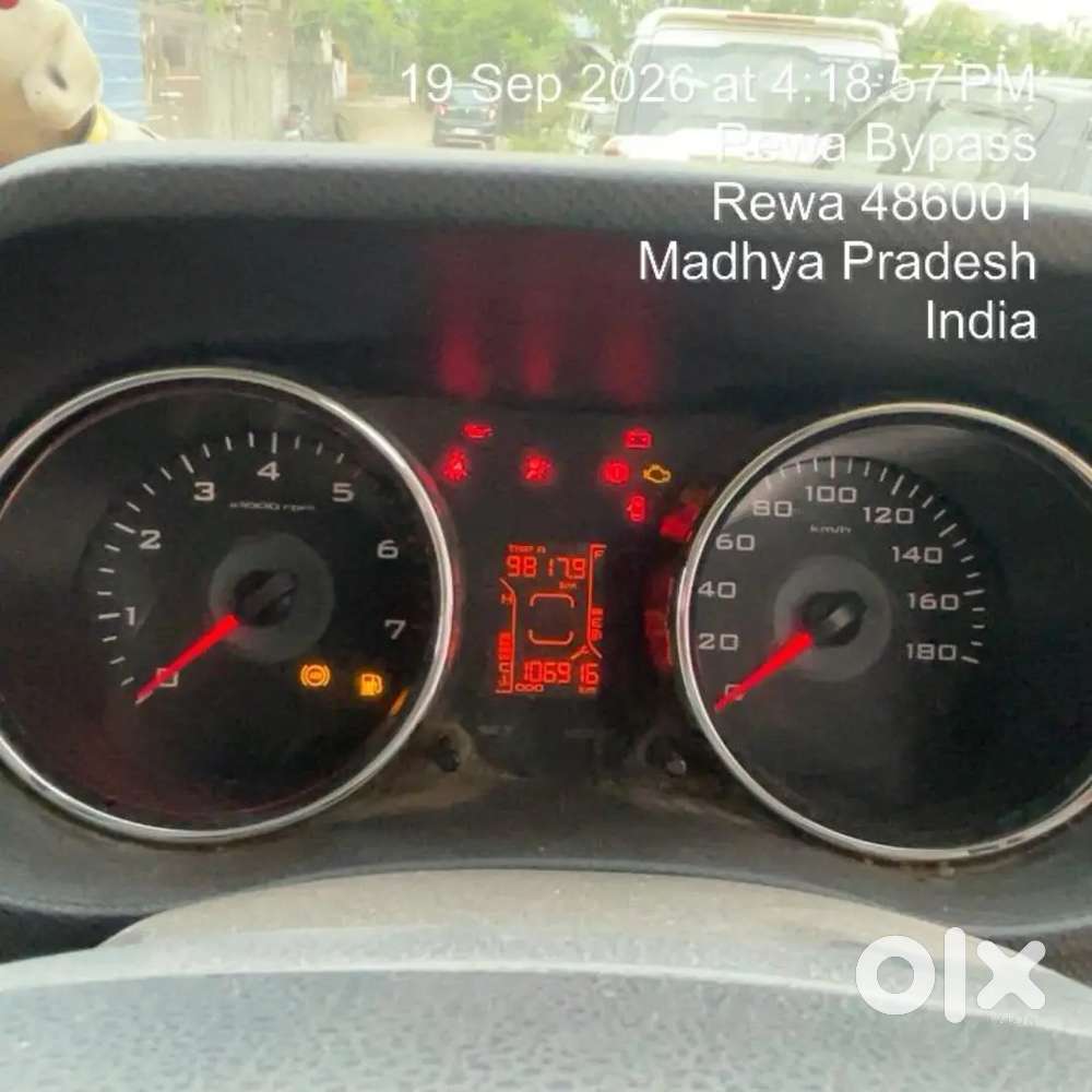 Mahindra Tuv 300 2016