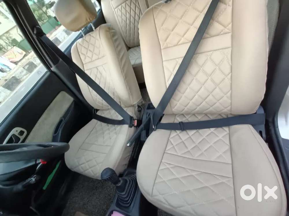 Maruti Suzuki Esteem 2005