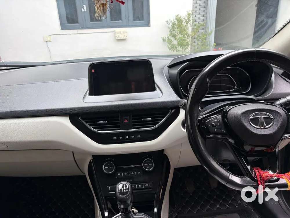Tata Nexon Petrol 2021 Variant Plus