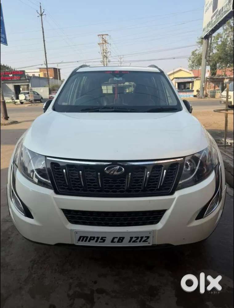 Mahindra Xuv500 2017 Diesel 136000 Km Driven