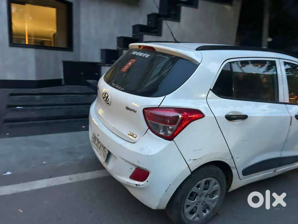 Hyundai Grand I10 Sportz 2015 Petrol 58000 Km Driven