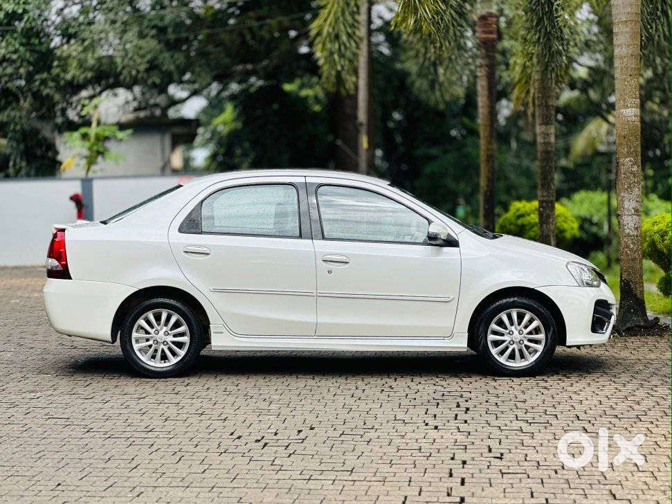 Toyota Etios 1.5 Vx, 2016, Petrol