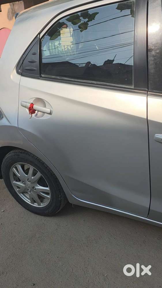 Honda Brio Mt 2015