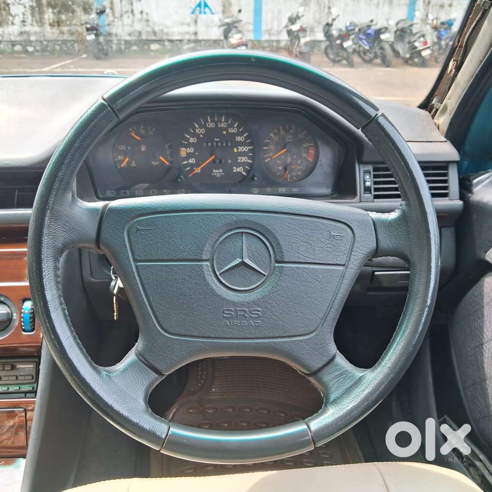 Mercedes-benz E-class 1993-2009 220 Petrol, 1996, Petrol