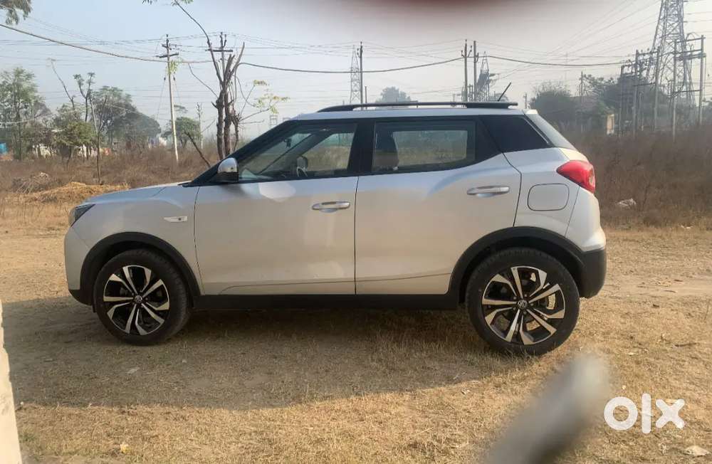 Mahindra Xuv300 2023 Diesel Well Maintained