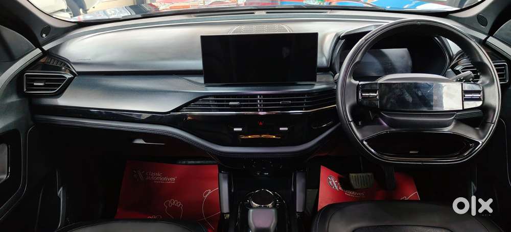 Tata Safari Accomplished Plus Dark Edition, 2024, Diesel