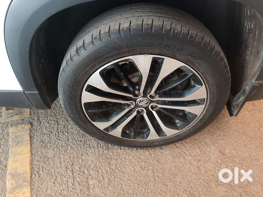 Mg Hector Plus Sharp Pro 1.5 Turbo Petrol Cvt 6 Str, 2023, Petrol