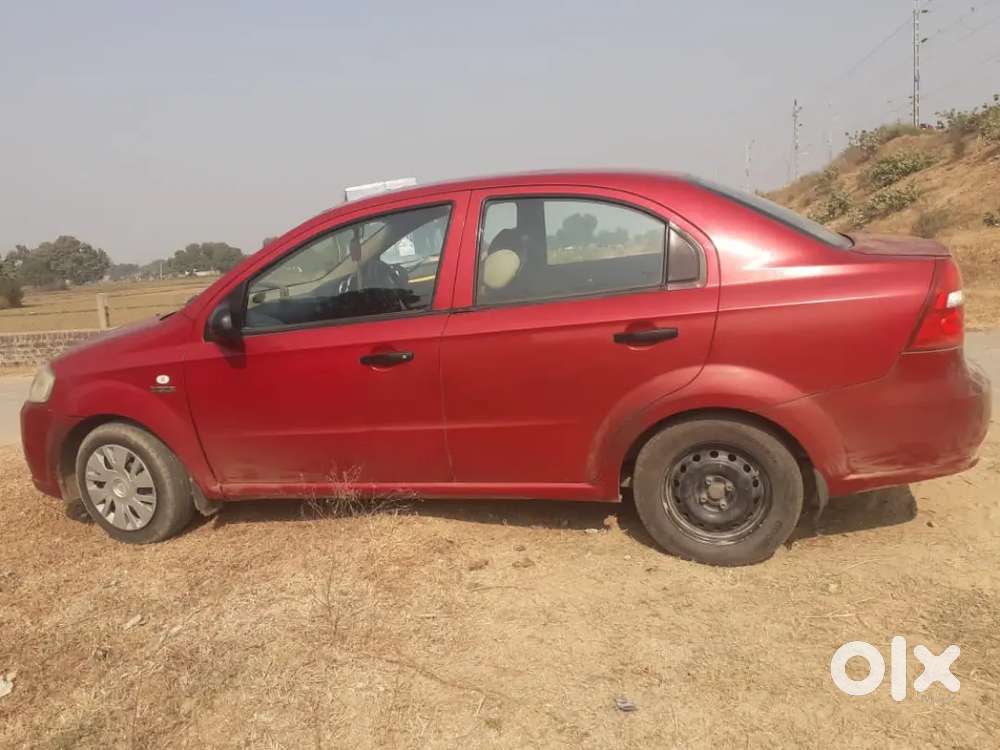 Chevrolet Aveo 2011 Petrol 67000 Km Driven Well Maintained