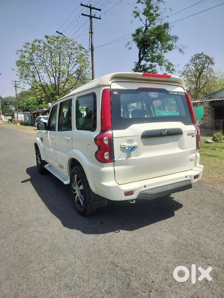 Mahindra Scorpio Classic 2021 Diesel Well Maintained