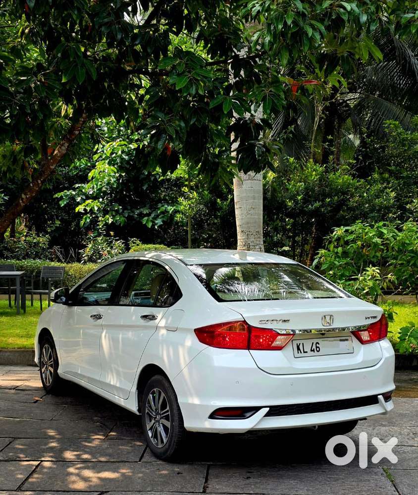 Honda City V Mt Sunroof, 2021, Petrol