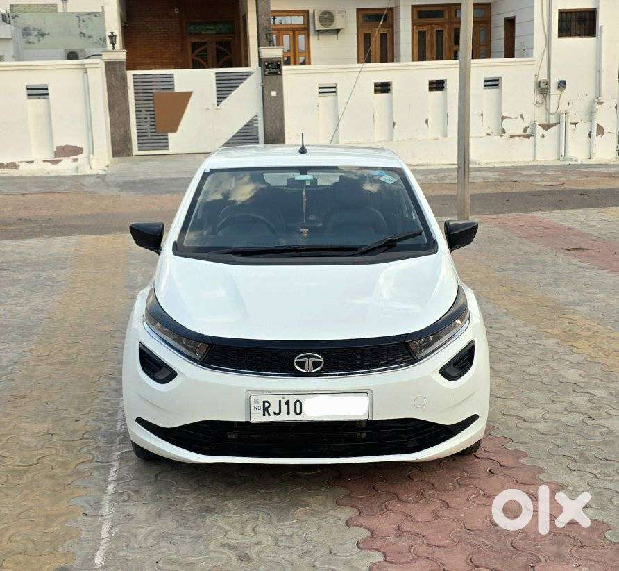 Tata Altroz Xm Plus Icng, 2023, Petrol
