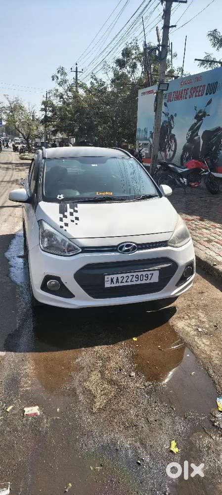 Grand  I10