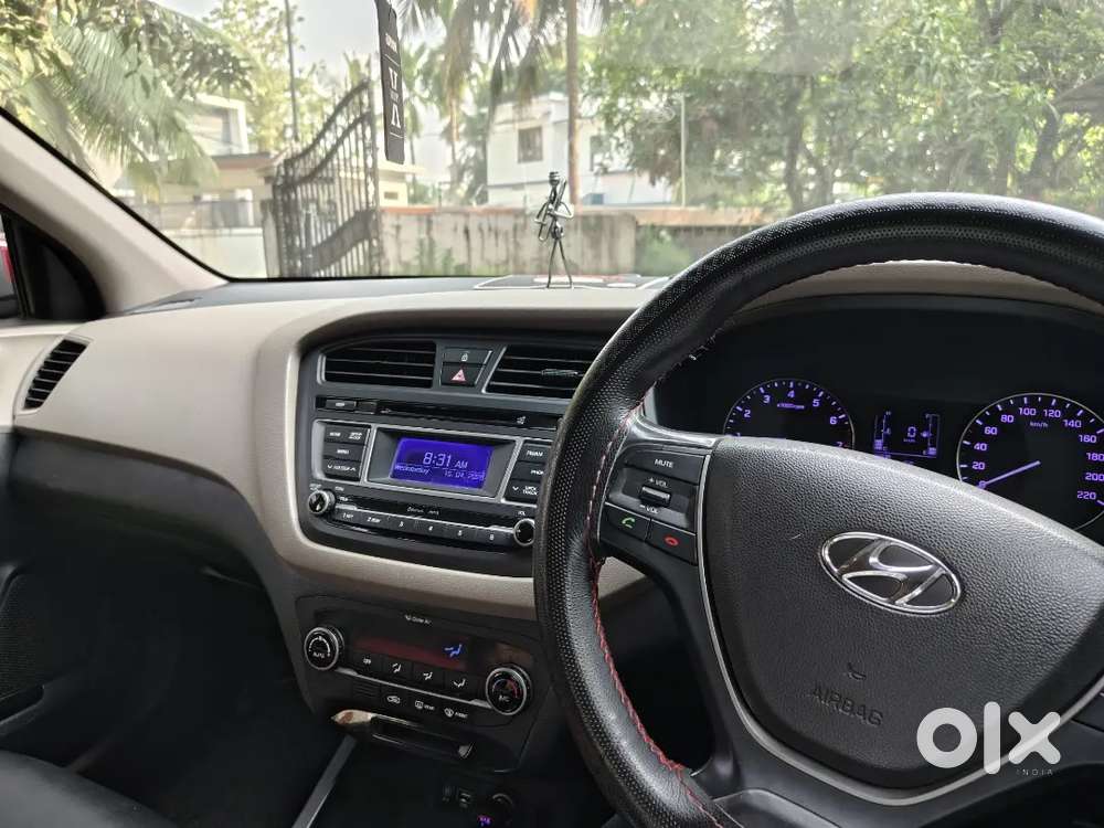 Hyundai Elite I20 Sportz(0) Special Edition 2014 Petrol