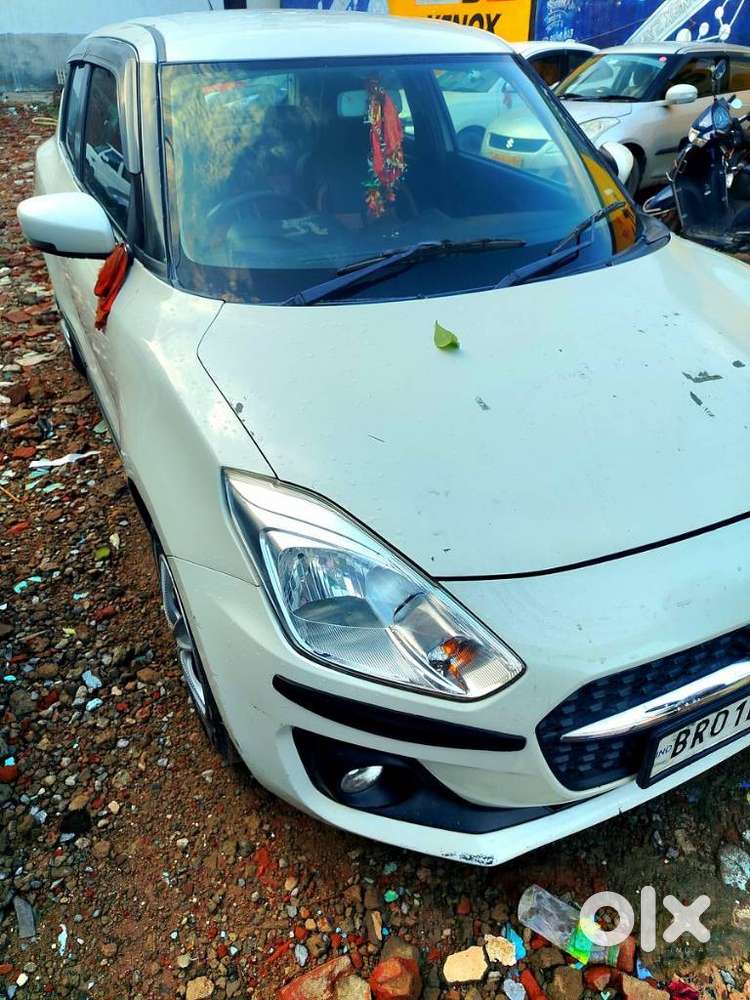 Maruti Suzuki Swift Vxi + Manual, 2018, Petrol