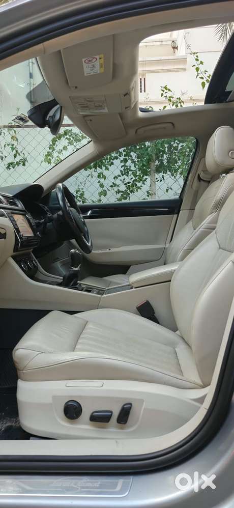 Skoda Superb Lk 2.0 Tdi At, 2016, Diesel