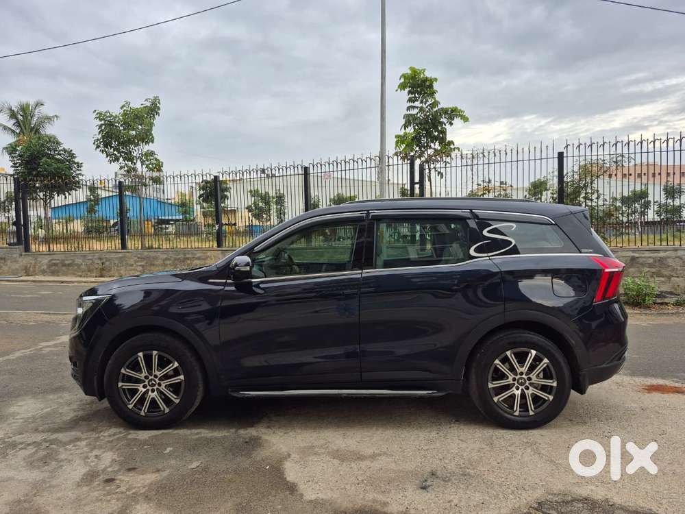 Mahindra Xuv700 2.2 Ax 7 Diesel Mt Luxury Pack Str, 2024