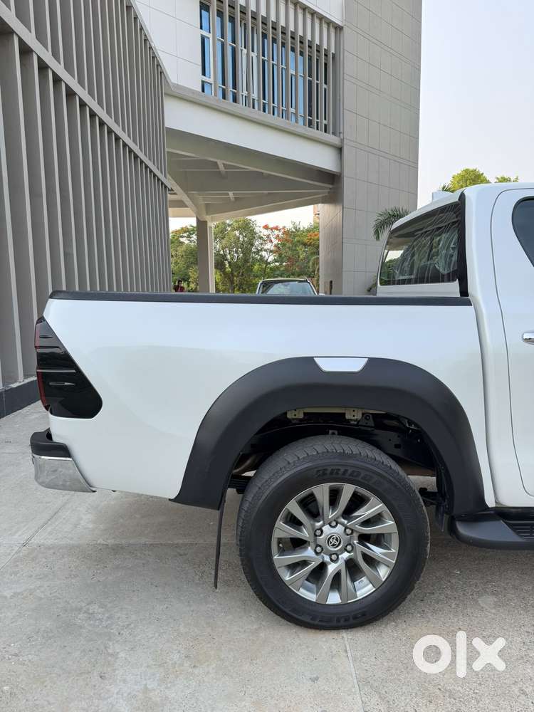 Toyota Hilux High Diesel Turbo Automatic, 2025, Diesel