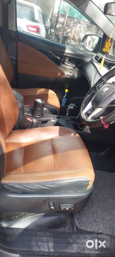 Toyota Innova Crysta 2.8z Automatic, 2017, Diesel