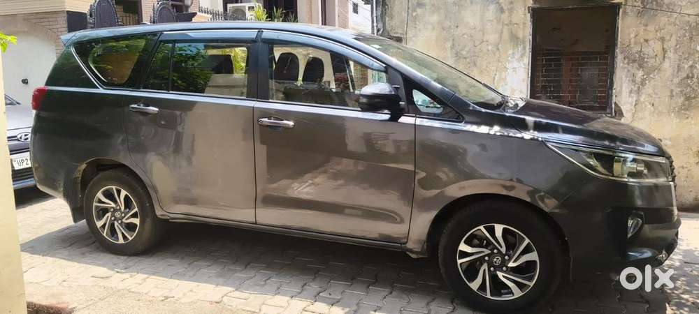 Toyota Innova Crysta 2021 Diesel 68000 Km Driven