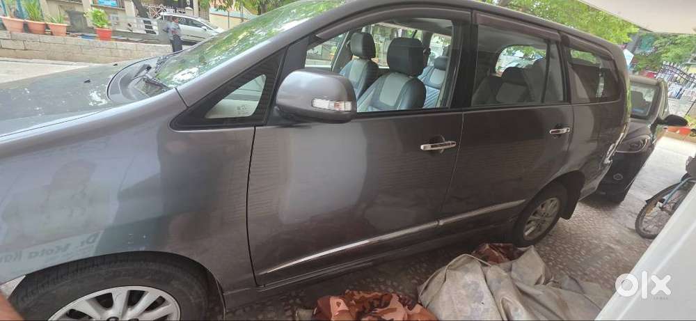 2013 Innova Manual Transmission, Single User, 193838 Km For Sale