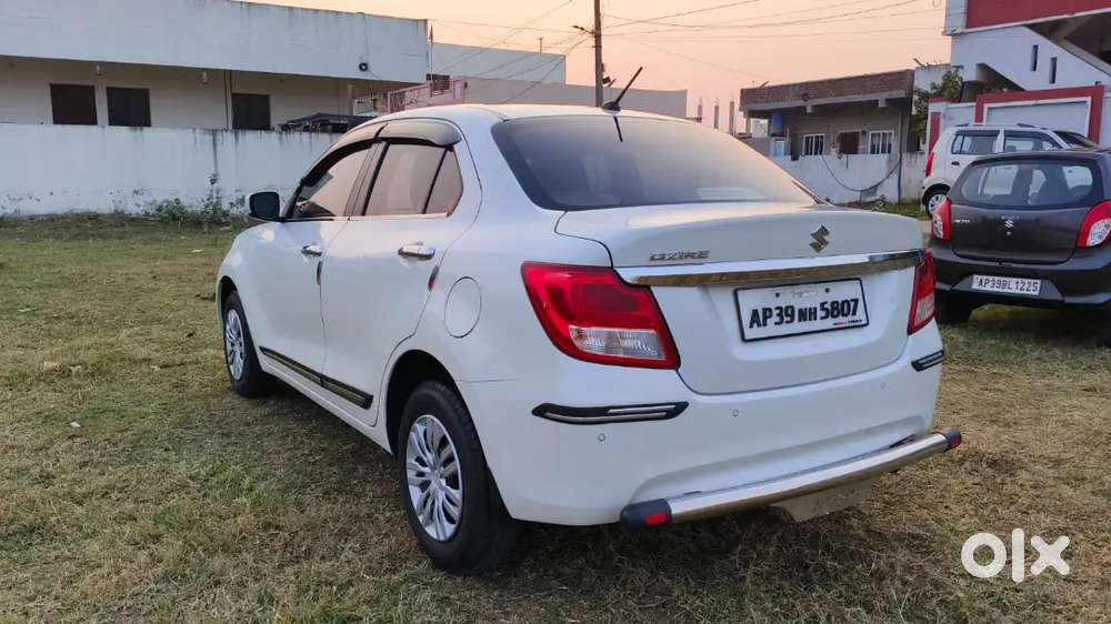 Maruti Suzuki Dzire 2022 Petrol 47000 Km Driven