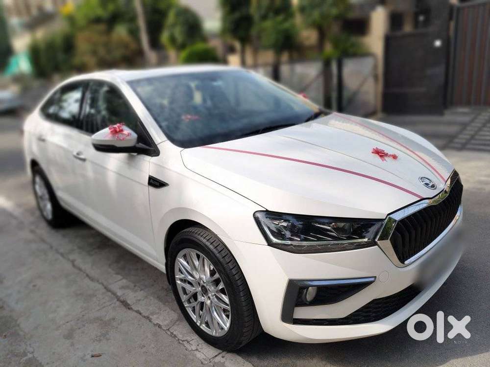 Skoda Slavia 1.0 Tsi Style At, 2024, Petrol