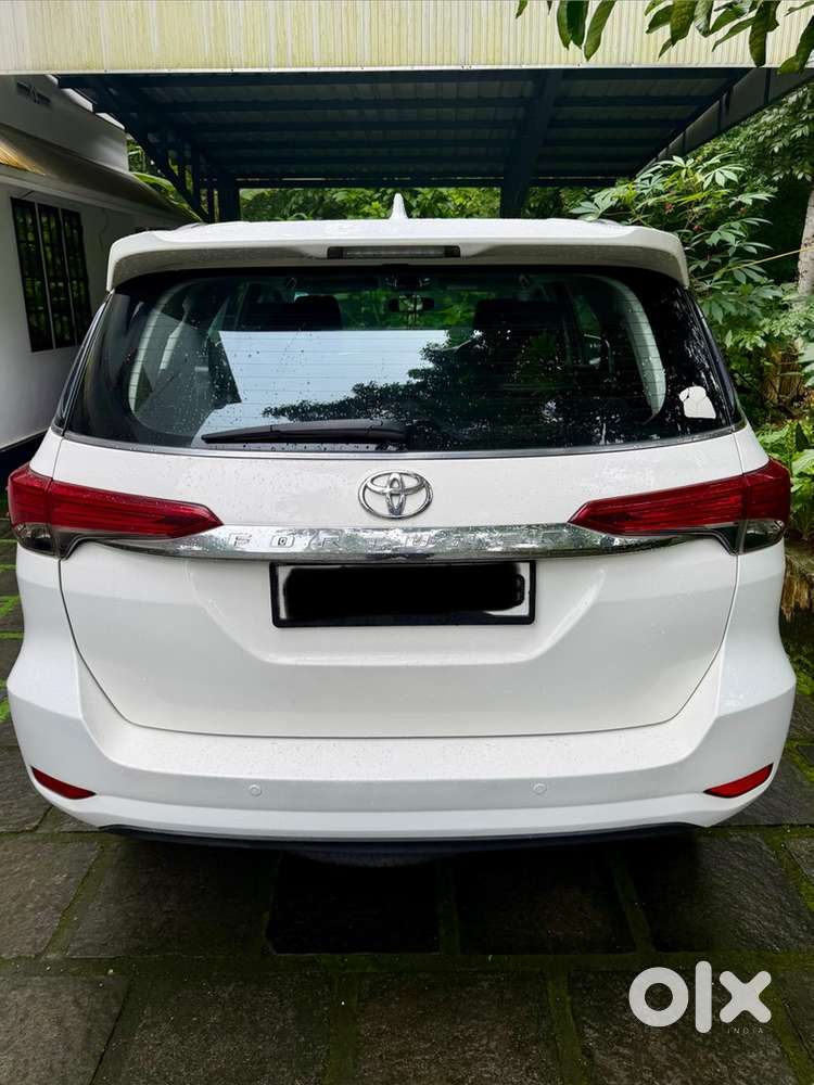 Toyota Fortuner 4/2 Diesel Automatic 2018 Year End