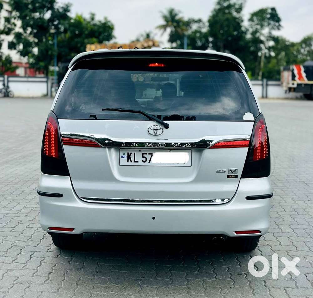 Toyota Innova 2.5 V 7 Str, 2013, Diesel