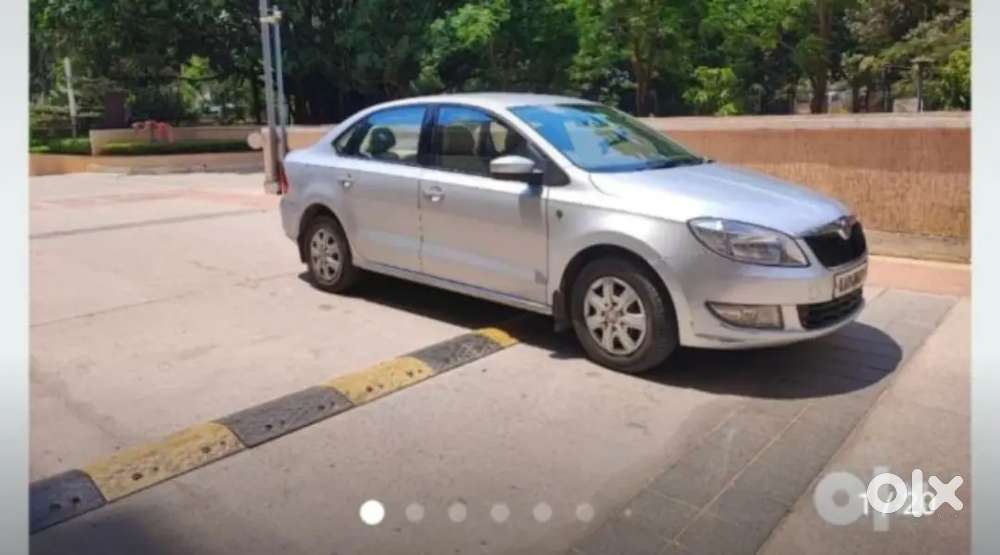 Skoda Rapid 1.6 Ambition Plus 2014