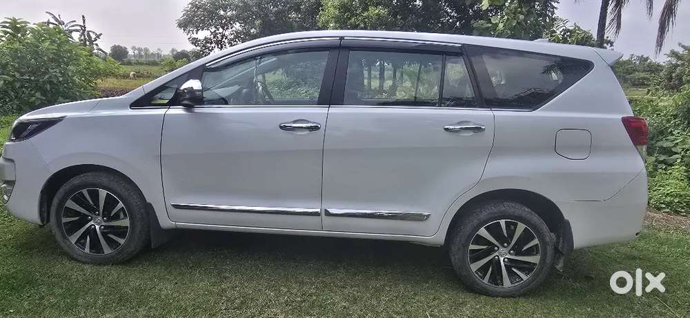 Toyota Innova Crysta 2023 Diesel Well Maintained