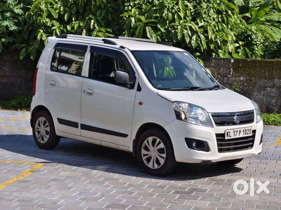 Maruti Suzuki Wagon R Vxi Amt1.2, 2016, Petrol