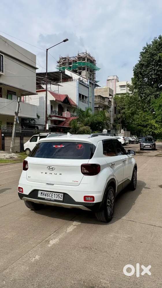 Hyundai Venue 1.0 Sx (o) Turbo Imt, 2022, Petrol