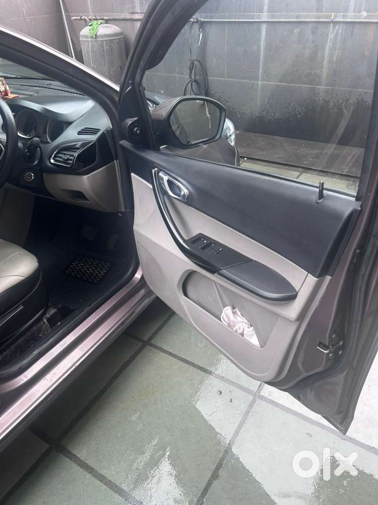 Tata Tiago Petrol 2017 - Automatic - Single Hand Driven By Lady