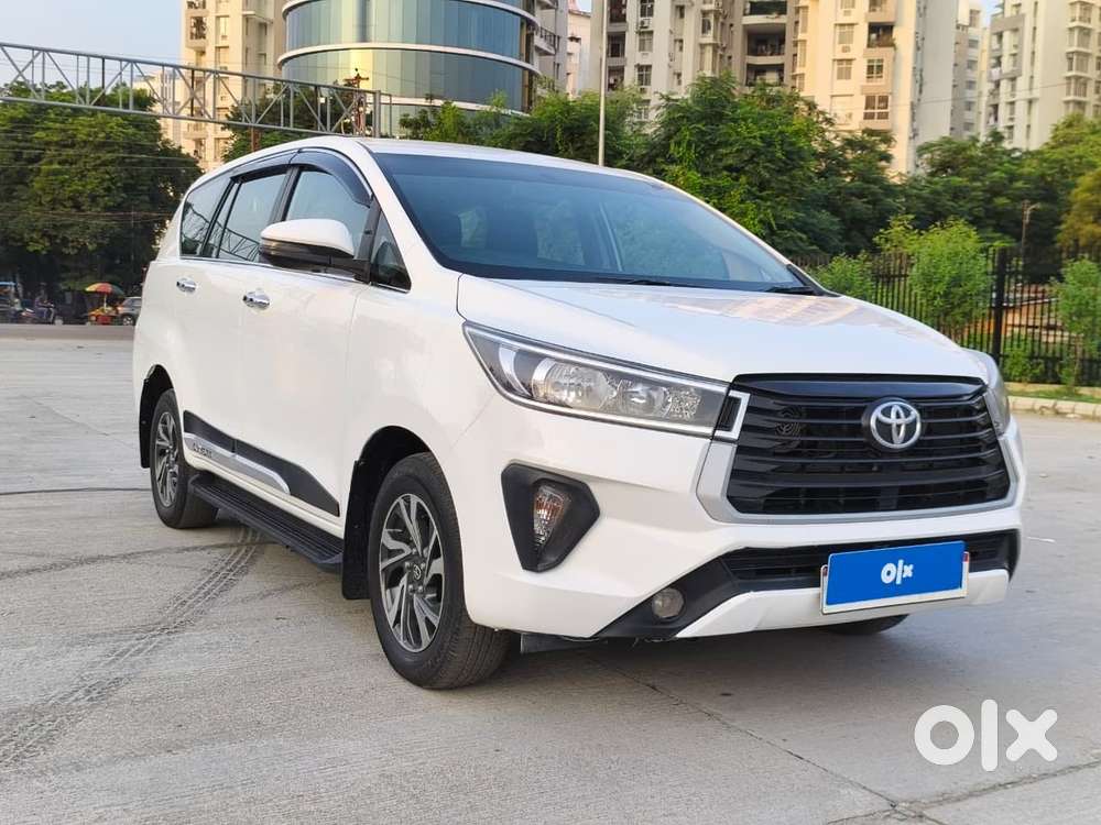 Toyota Innova Crysta 2.4 G Mt, 2022, Diesel