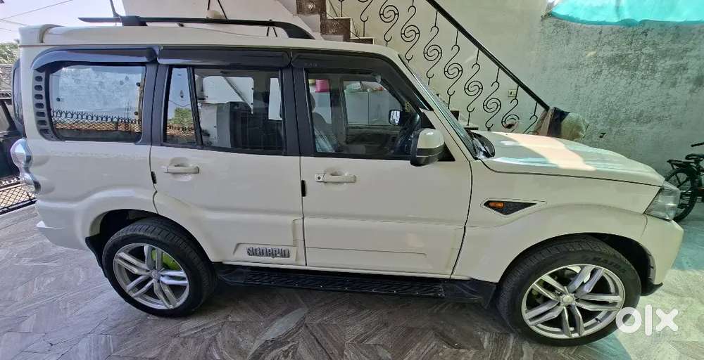Scorpio S10 Teacher Driven