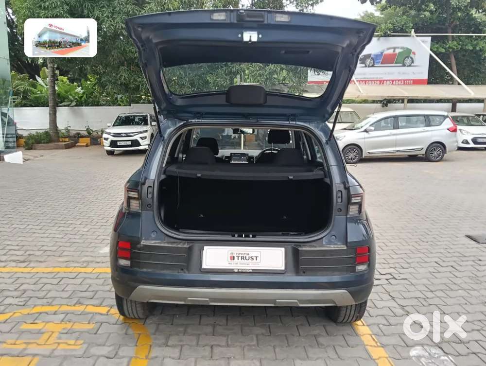 Hyundai Venue 1.0 S (o) Turbo Imt, 2022, Petrol