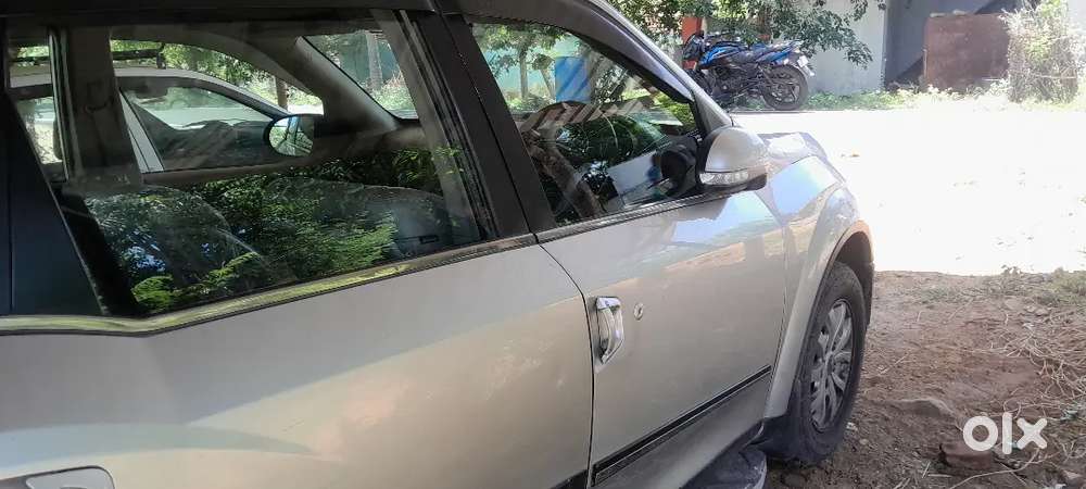 Mahindra Xuv500 Diesel 2017