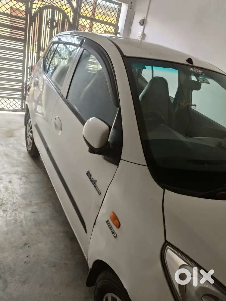 Hyundai I10 Sportz Petrol Lpg 2015