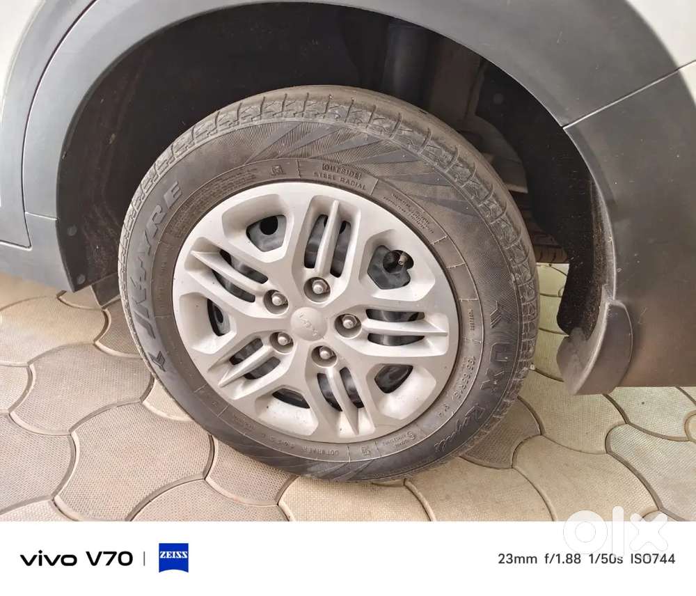 Kia Carens 2023 Petrol Well Maintained
