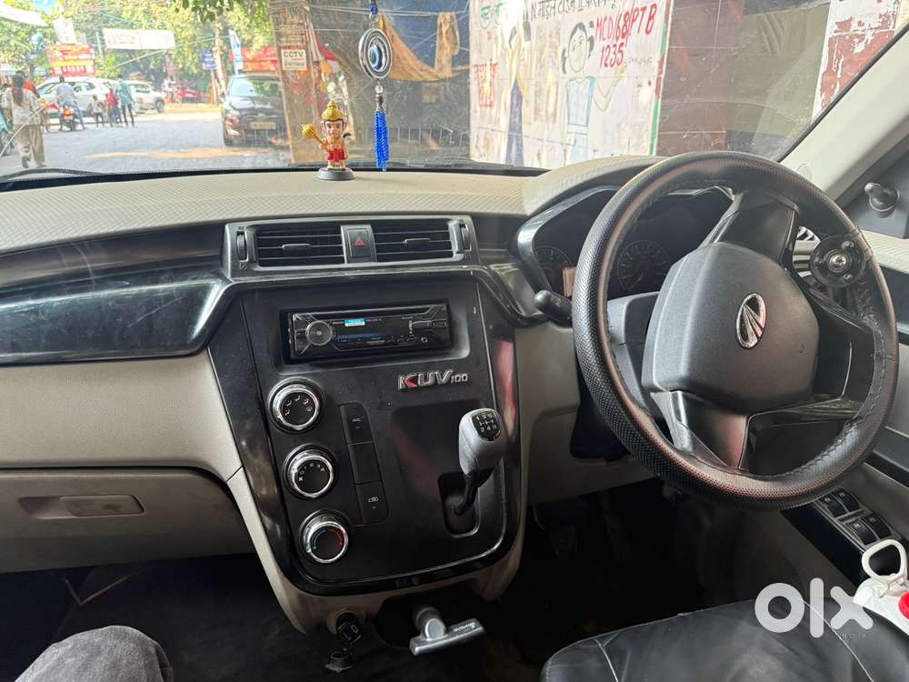 Mahindra Kuv 100 2017