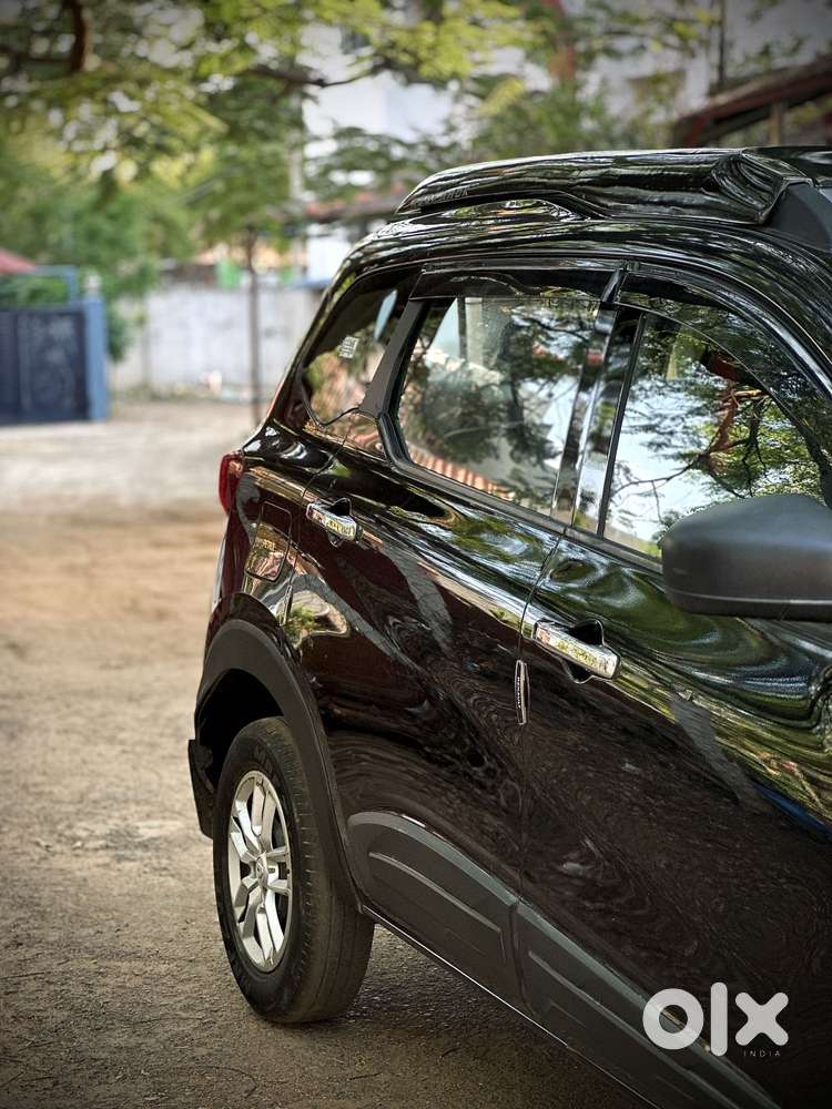 Renault Triber Rxt, 2024, Petrol