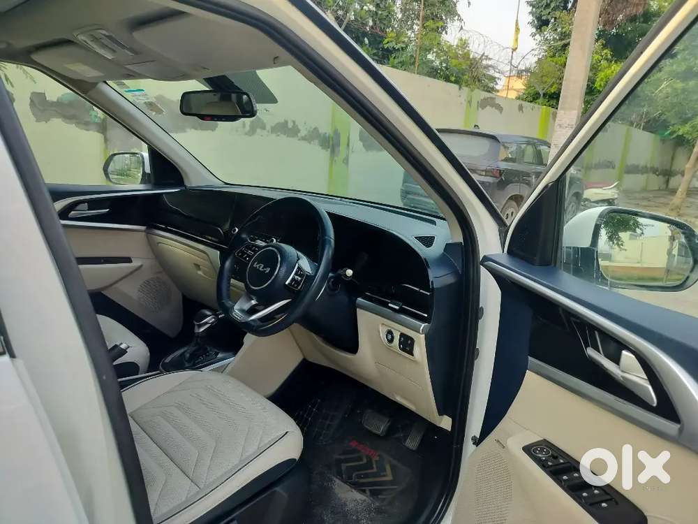 Kia Carens Diesel At 2023 Luxury Plus