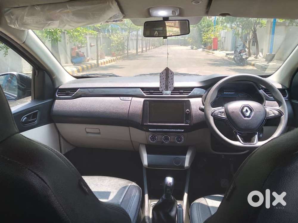 Renault Triber Rxt Easy-r Amt, 2025, Petrol