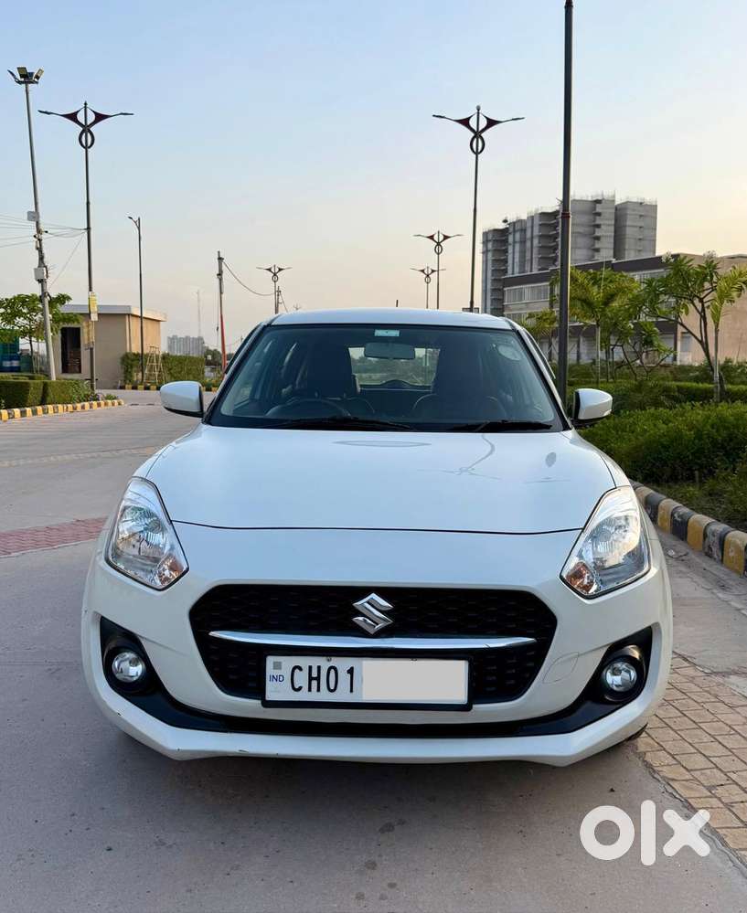 Maruti Suzuki Swift Vxi Optional, 2021, Petrol