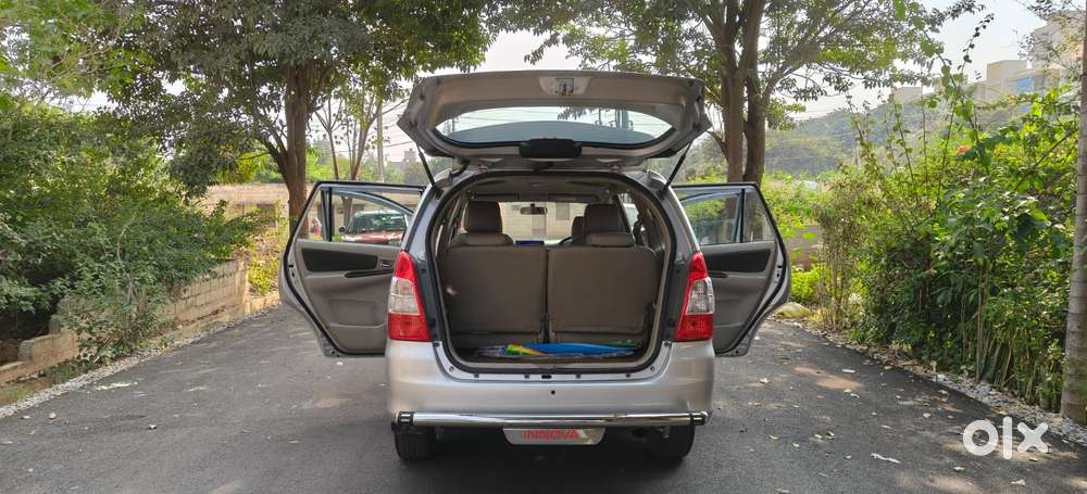 Toyota Innova 2.5 Zx 7 Str Bs-iv, 2014, Diesel