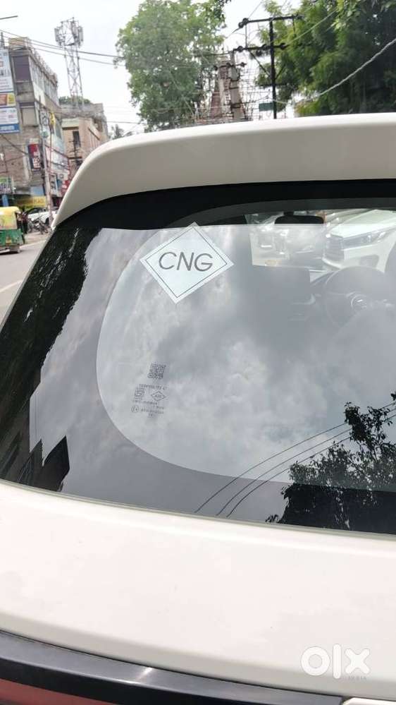 Maruti Suzuki Brezza 1.5 Vxi Cng, 2024, Cng & Hybrids